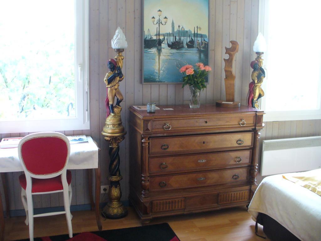 Chambre D'Hotes Dyrslot Saint-Denis-de-Pile Zewnętrze zdjęcie